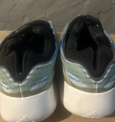 Yeezy 700v3 Arzareth