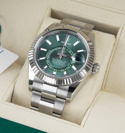 Rolex Sky-dweller Oyster Perpetual Sky-dweller Stainless Steel 42mm 336934