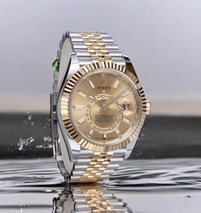 Rolex Sky-dweller Oyster Sky-dweller Jubilee Gold Steel Champagne 42 Unworn Full Set 2024