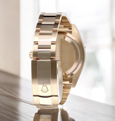 Rolex Sky-dweller Oyster Sky-dweller Yellow Gold Black Dial 44 Mm