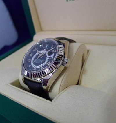 Rolex Sky-dweller Ref 326139