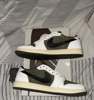Jordan 1 Retro Low Og Sp Travis Scott Medium Olive
