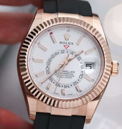 Rolex Sky-dweller Rose Gold 42mm White Dial Oysterflex 326235