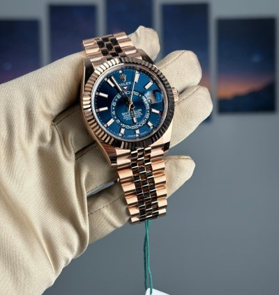 Rolex Sky-dweller Rose Gold Blue Dial Jubilee