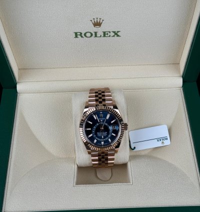 Rolex Sky-dweller Rose Gold Blue Dial Jubilee