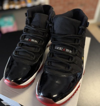 Jordan 11 Bred Playoff 2012 378037-010 Size 10 5