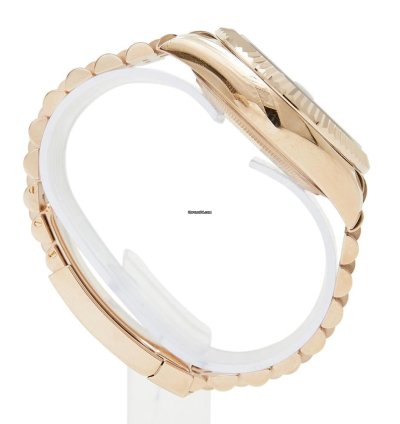 Rolex Sky-dweller Rose Gold Blue Dial On Jubilee Complete Set Unworn 2024