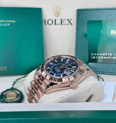 Rolex Sky-dweller Rose Gold Blue Jubilee 2025