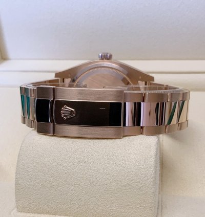 Rolex Sky-dweller Rose Gold Chocolate Dial