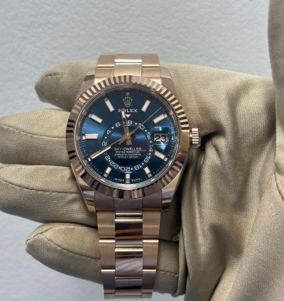 Rolex Sky-dweller Rose Gold Fluted Blue Oyster New 2024