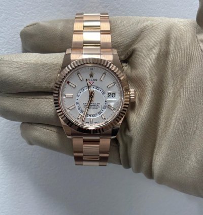 Rolex Sky-dweller Rose Gold Fluted White Oyster Ref 336935-0003 New 2023