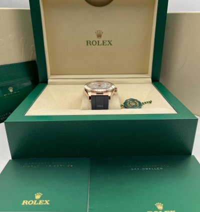 Rolex Sky-dweller Rose Gold Ivory White Index Dial Oysterflex 336235 Unworn 2024