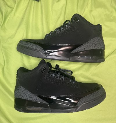 Jordan 3 Black Cat