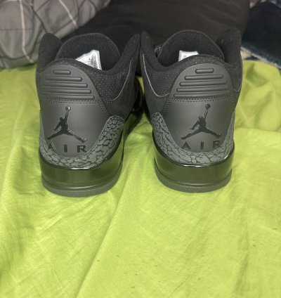 Jordan 3 Black Cat