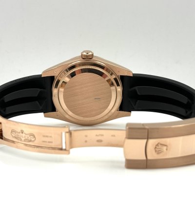 Rolex Sky-dweller Rose Gold Sky-dweller Chocolate Brown Index Dial Oysterflex 336235 Unworn 2024