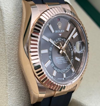 Rolex Sky-dweller Rose Gold Sky-dweller Chocolate Brown Index Dial Oysterflex 336235 Unworn 2024