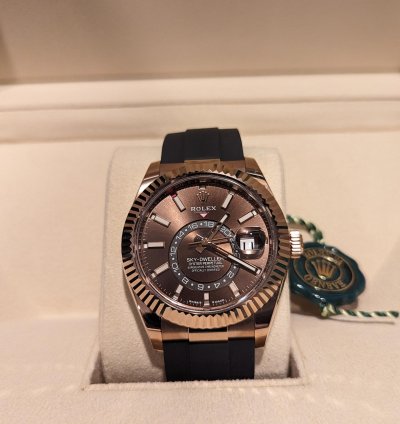Rolex Sky-dweller Rose Gold Sky-dweller Chocolate Dial
