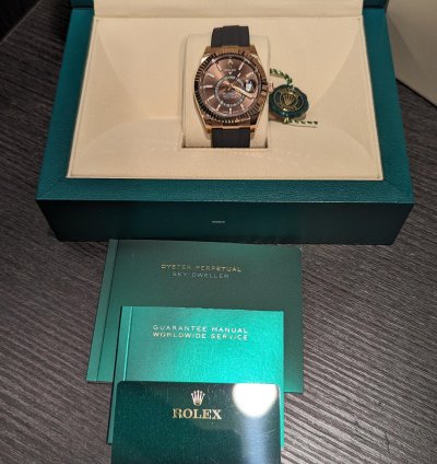 Rolex Sky-dweller Rose Gold Sky-dweller Chocolate Dial