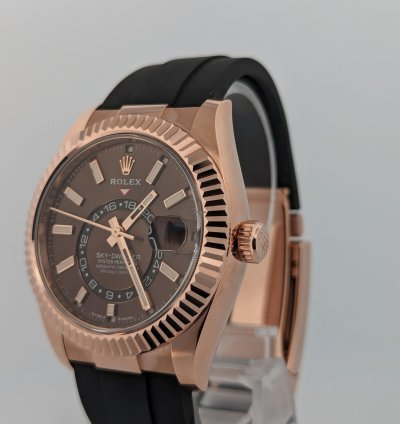 Rolex Sky-dweller Rose Gold Sky-dweller Chocolate Dial