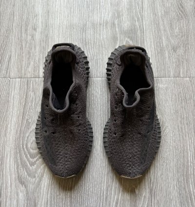 Yeezy 350 Cinder