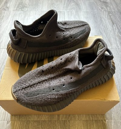 Yeezy 350 Cinder