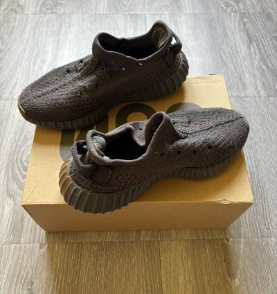 Yeezy 350 Cinder