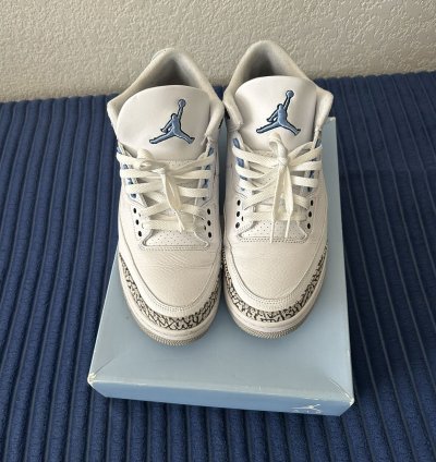 Jordan 3 Unc