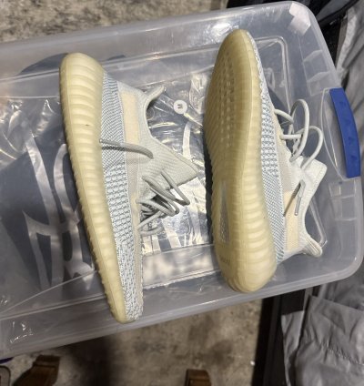 Yeezy 350 Cloud White