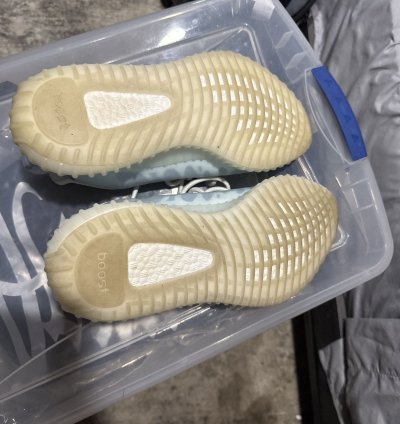 Yeezy 350 Mona Ice