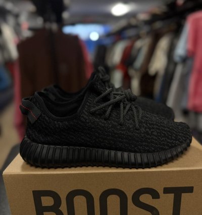 Yeezy 350 Og Original Pirate Black Size 10 bb5350