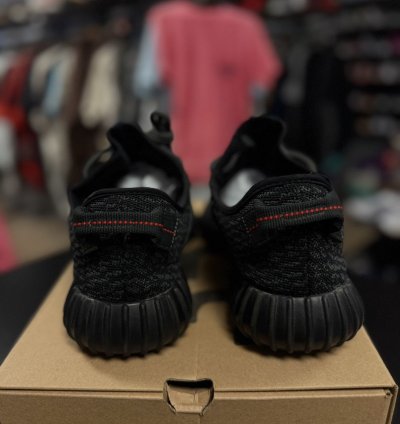 Yeezy 350 Og Original Pirate Black Size 10 bb5350