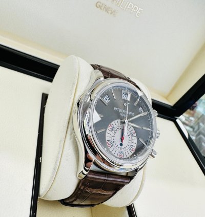 Patek Philippe Annual Calendar Chronograph 5960p Platinum Grey Dial 40mm Auto Watch Box Paper