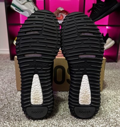 Yeezy 350 Pirate Black