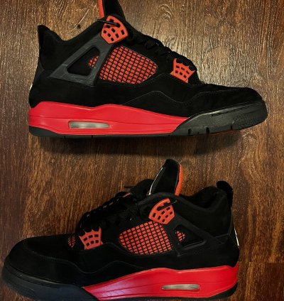 Jordan 4 Red Thunder