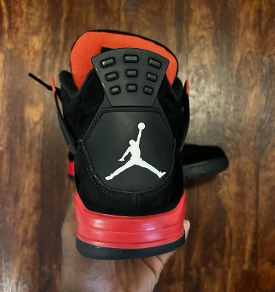 Jordan 4 Red Thunder