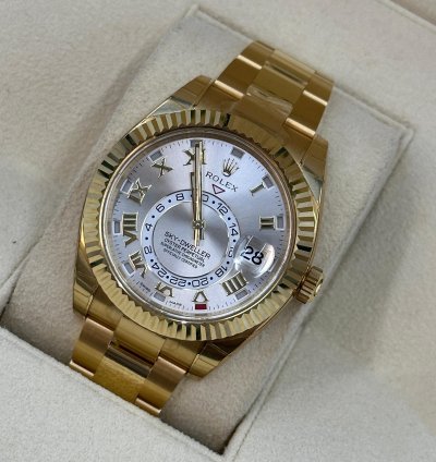 Rolex Sky-dweller Silver Roman 2021
