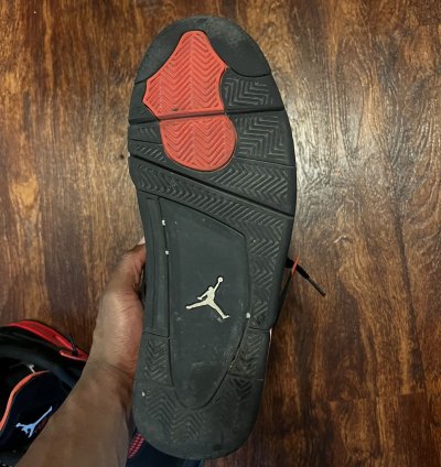 Jordan 4 Red Thunder