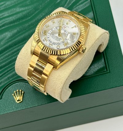 Rolex Sky-dweller Silver Roman 2021