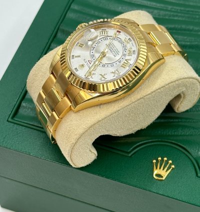 Rolex Sky-dweller Silver Roman 2021