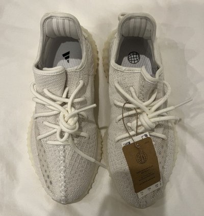 Yeezy 350 V2 Bone