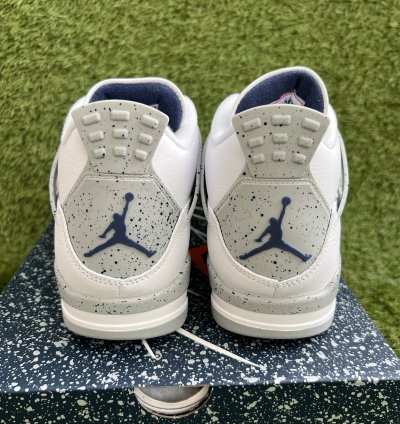 Jordan 4 Retro Midnight Navy