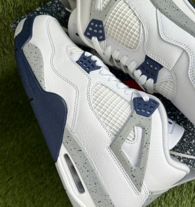 Jordan 4 Retro Midnight Navy