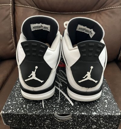 Jordan 4 Retro Military Black