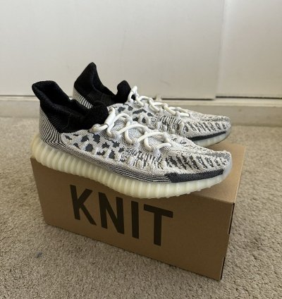 Yeezy 350 V2 Cmpct Panda