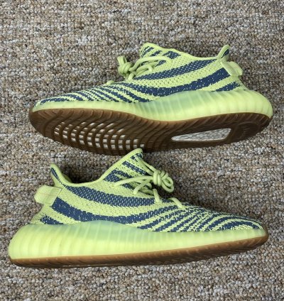 Yeezy 350 V2 Semi Frozen Yellow