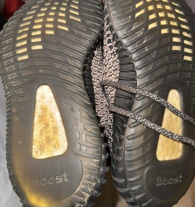 Yeezy 350 Yecheil V2 Non Reflectice