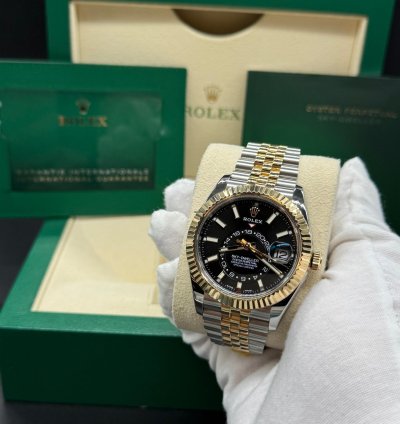 Rolex Sky-dweller Two Tone Jubilee Black Dial New 2023 336933