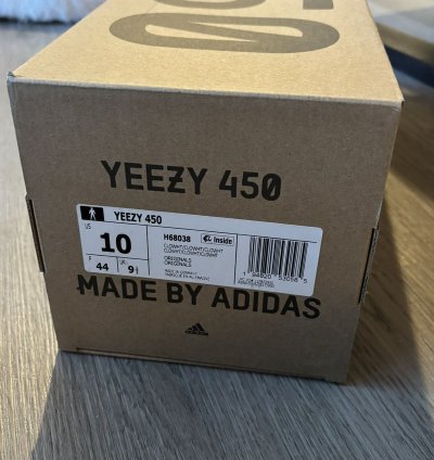 Yeezy 450 - Cloud White