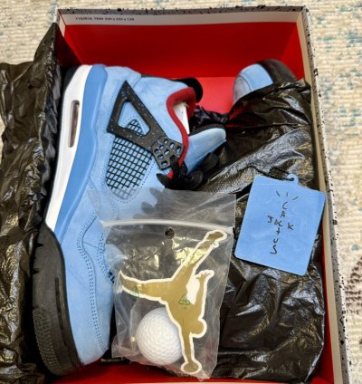 Jordan 4 Retro Travis Scott Cactus Jack