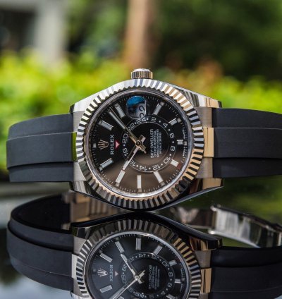 Rolex Sky-dweller Unworn 2023 Sky-dweller 42mm 336239 Black Dial
